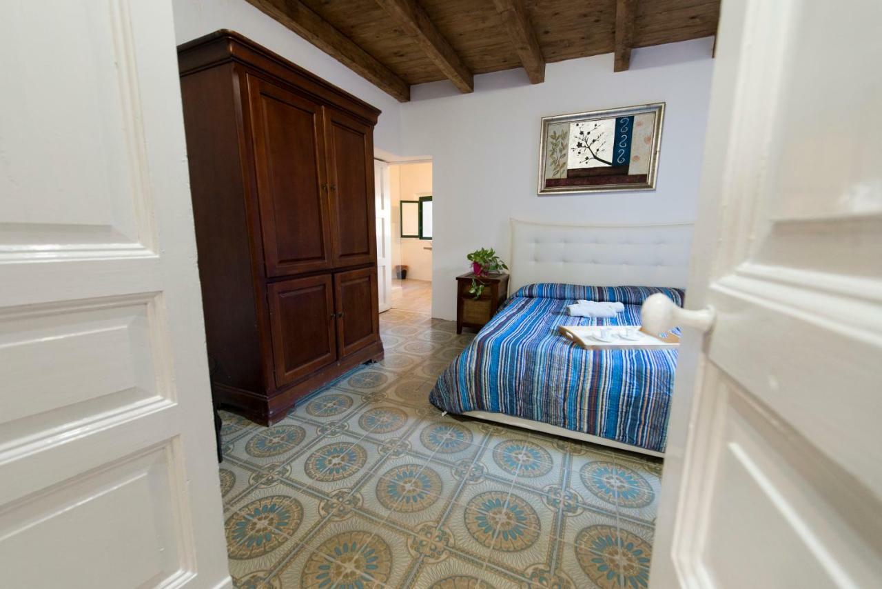 Suite Bellini Apartment Катания Екстериор снимка